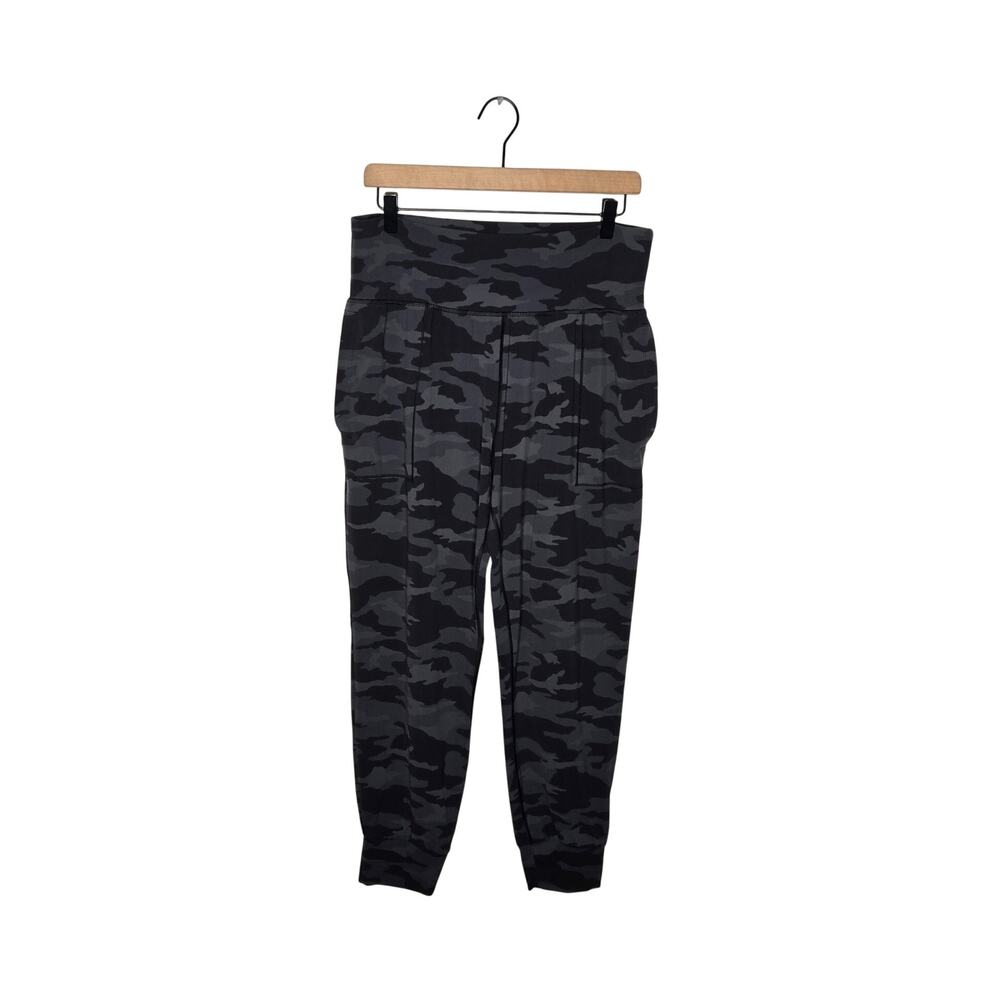ATHLETA Salutation Camo Joggers Black/Gray Size Large